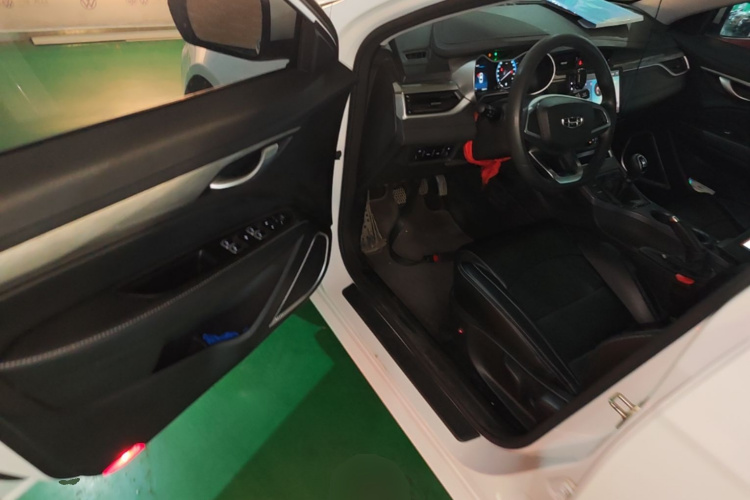 GEELY Emgrand 2020 car image #16