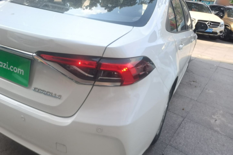 Toyota Corolla 2023 car image #8