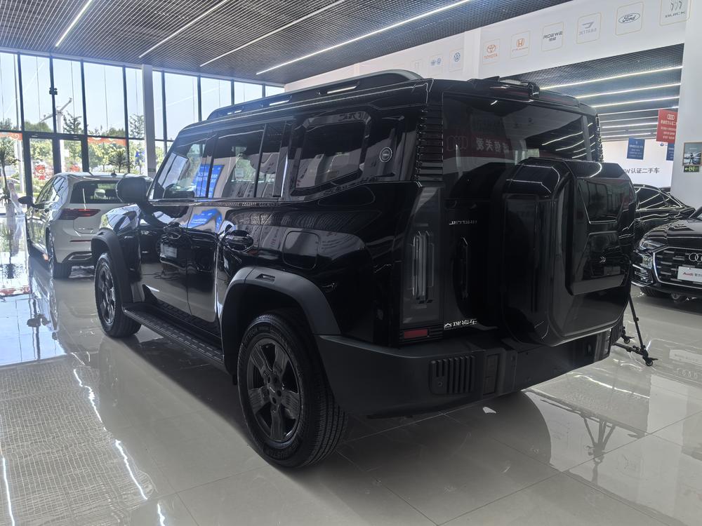 Jetour Traveller 2025 #4 Jetour Traveller 2025 car image #4
