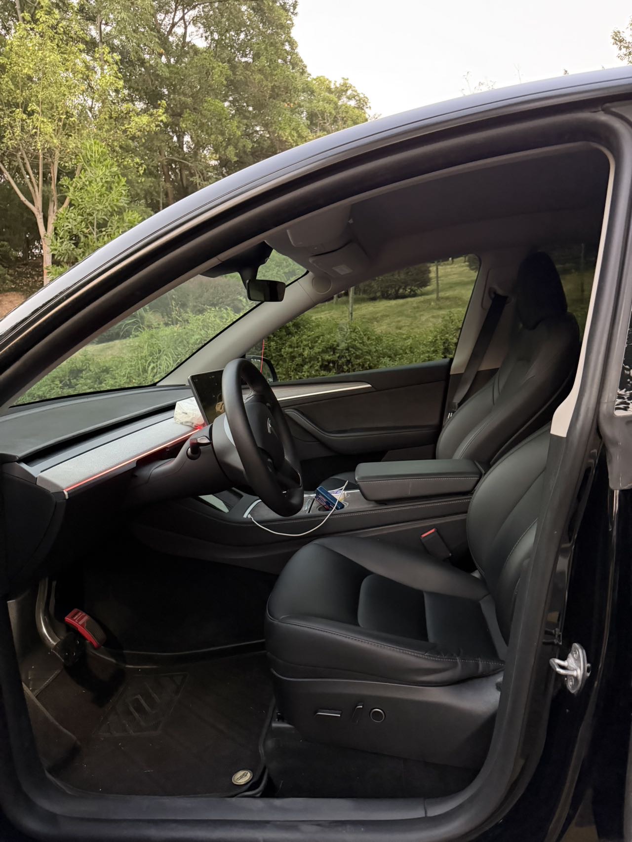 Tesla Model Y 2023 #8 Tesla Model Y 2023 immagine di auto #8