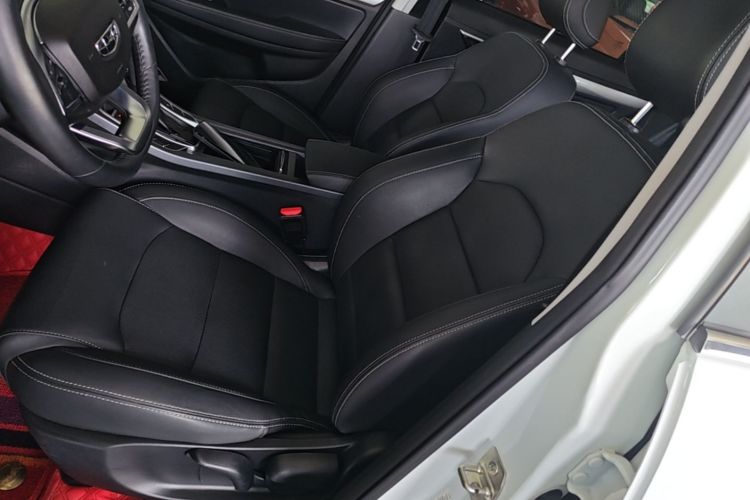 GEELY Emgrand 2020 #15 GEELY Emgrand 2020 car image #15