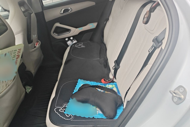 BYD YuanUP 2024 #14 BYD YuanUP 2024 immagine di auto #14