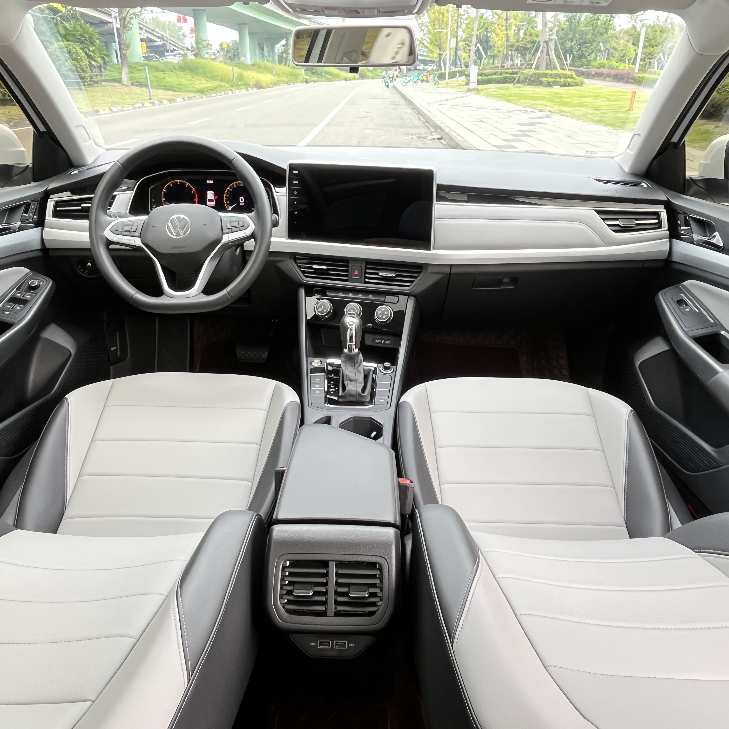 Volkswagen Bora 2024 imagem de carro #11