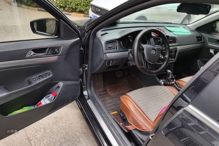 Volkswagen Lavida 2015 car image #18