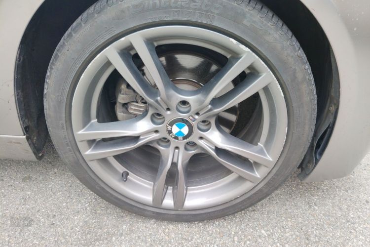 BMW 3 Series 2017 #9 BMW 3 Series 2017 car image #9