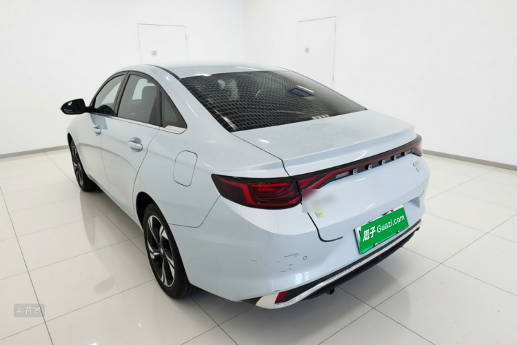 GEELY Emgrand L HiP 2022 imagen de coche #5