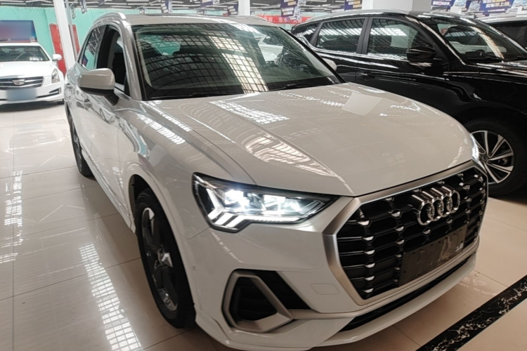 Audi Q3 2020 #4 Audi Q3 2020 car image #4