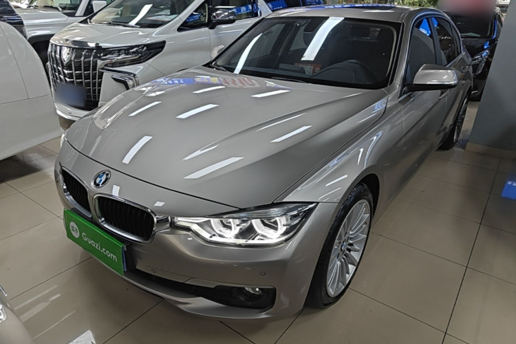BMW 3 Series 2018 car image #2