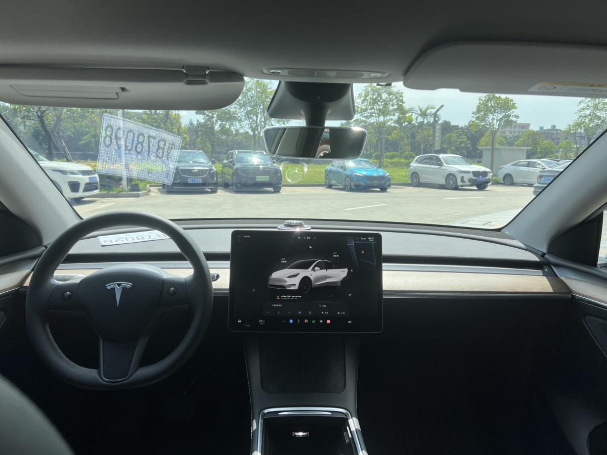 Tesla Model Y 2023 #7 Tesla Model Y 2023 car image #7