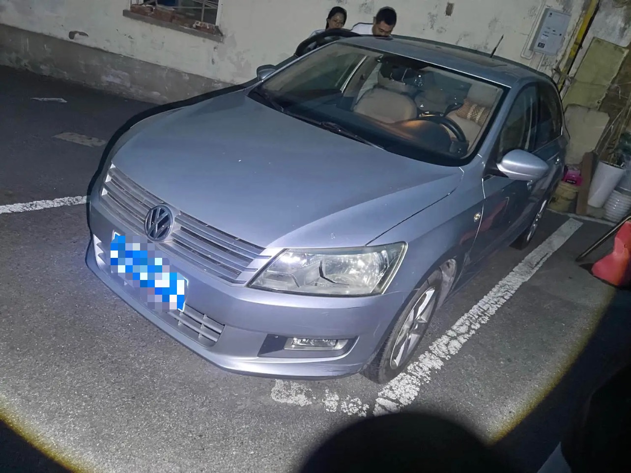 Volkswagen Santana 2014 car image 