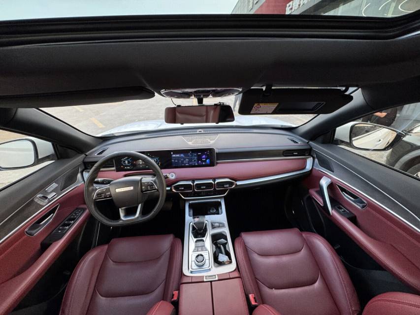 Jetour X70 PLUS 2022 #8 Jetour X70 PLUS 2022 car image #8