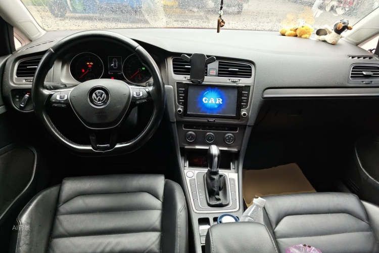 Volkswagen Golf 2015 car image #11