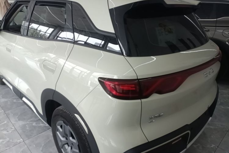 BYD YuanUP 2025 #5 BYD YuanUP 2025 car image #5