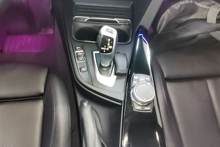 BMW 3 Series GT 2020 #14 BMW 3 Series GT 2020 immagine di auto #14