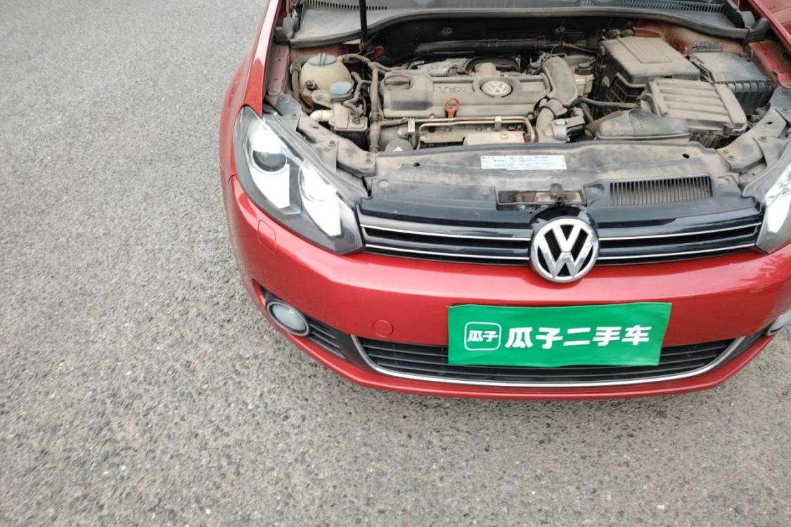 Volkswagen Golf 2011 car image #11