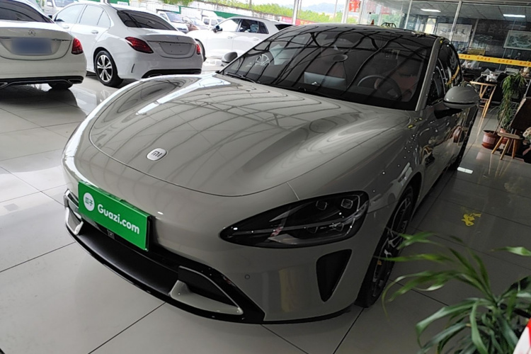 MI SU7 2024 car image #2
