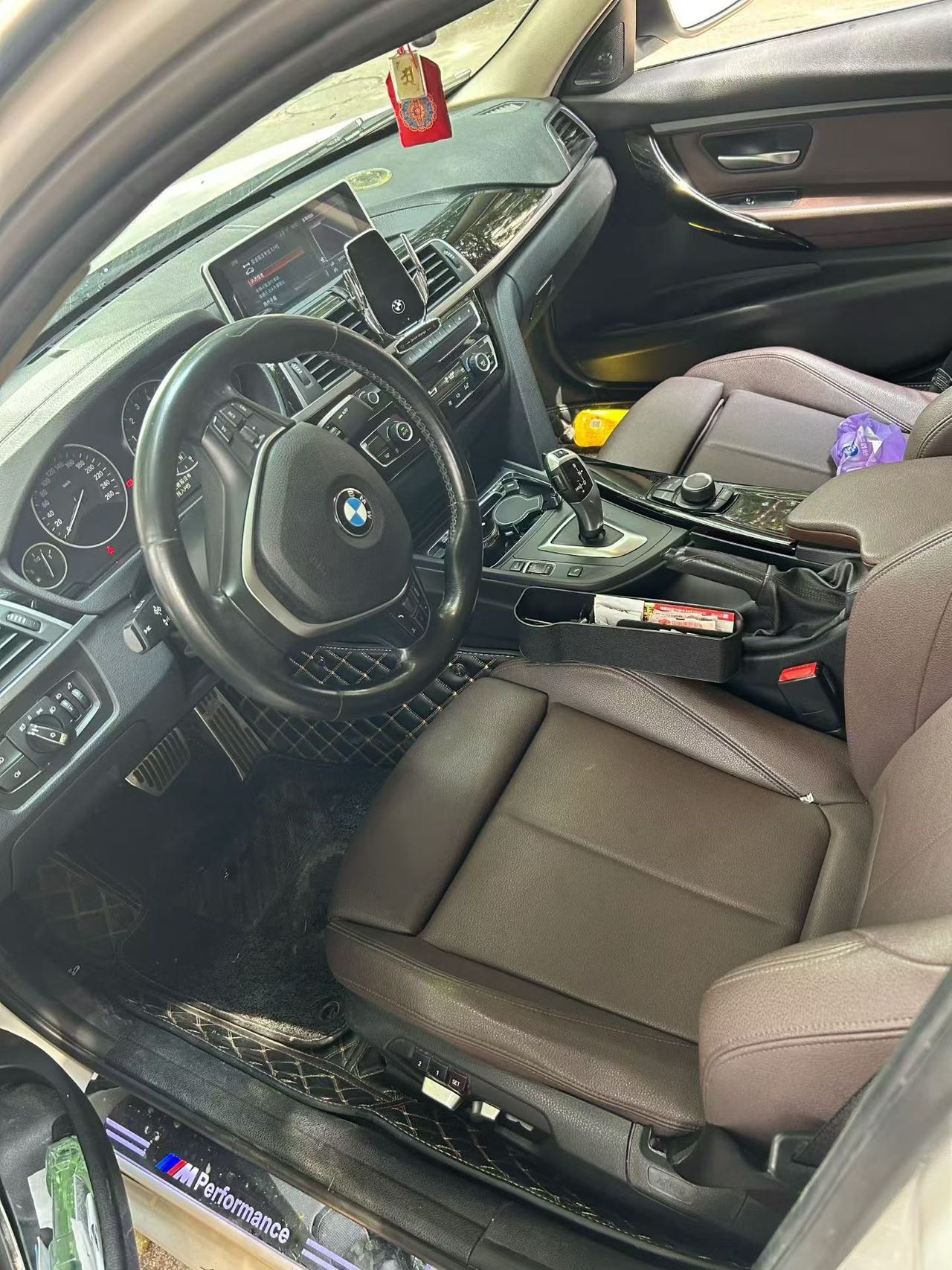 BMW 3 Series 2018 #2 BMW 3 Series 2018 car image #2