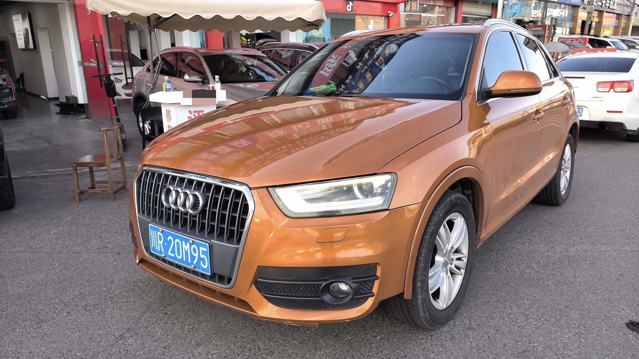 Audi Q3 2013 Audi Q3 2013 immagine di auto