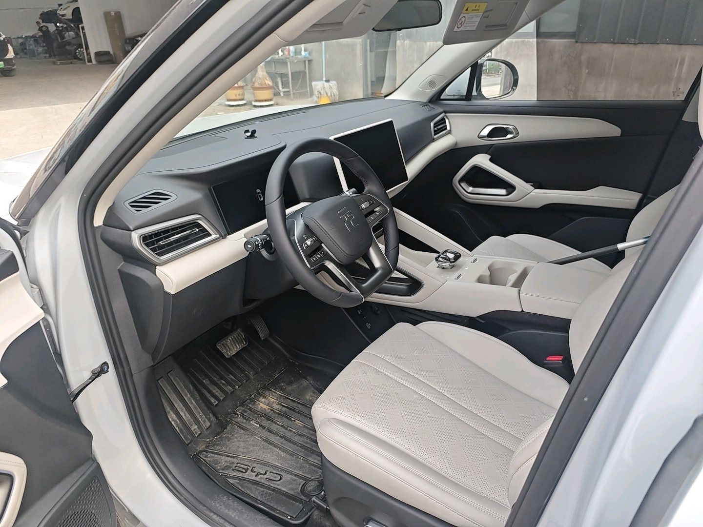 比亚迪 元PLUS 2024 汽车图片 #4