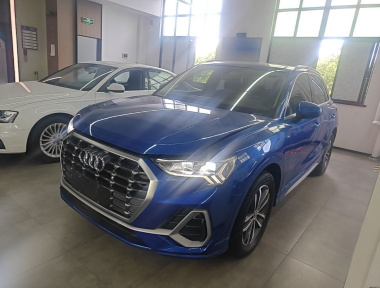 Audi Q3 2021 car image 