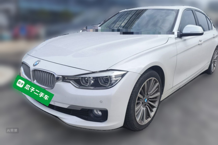 BMW 3 Series 2018 immagine di auto #2