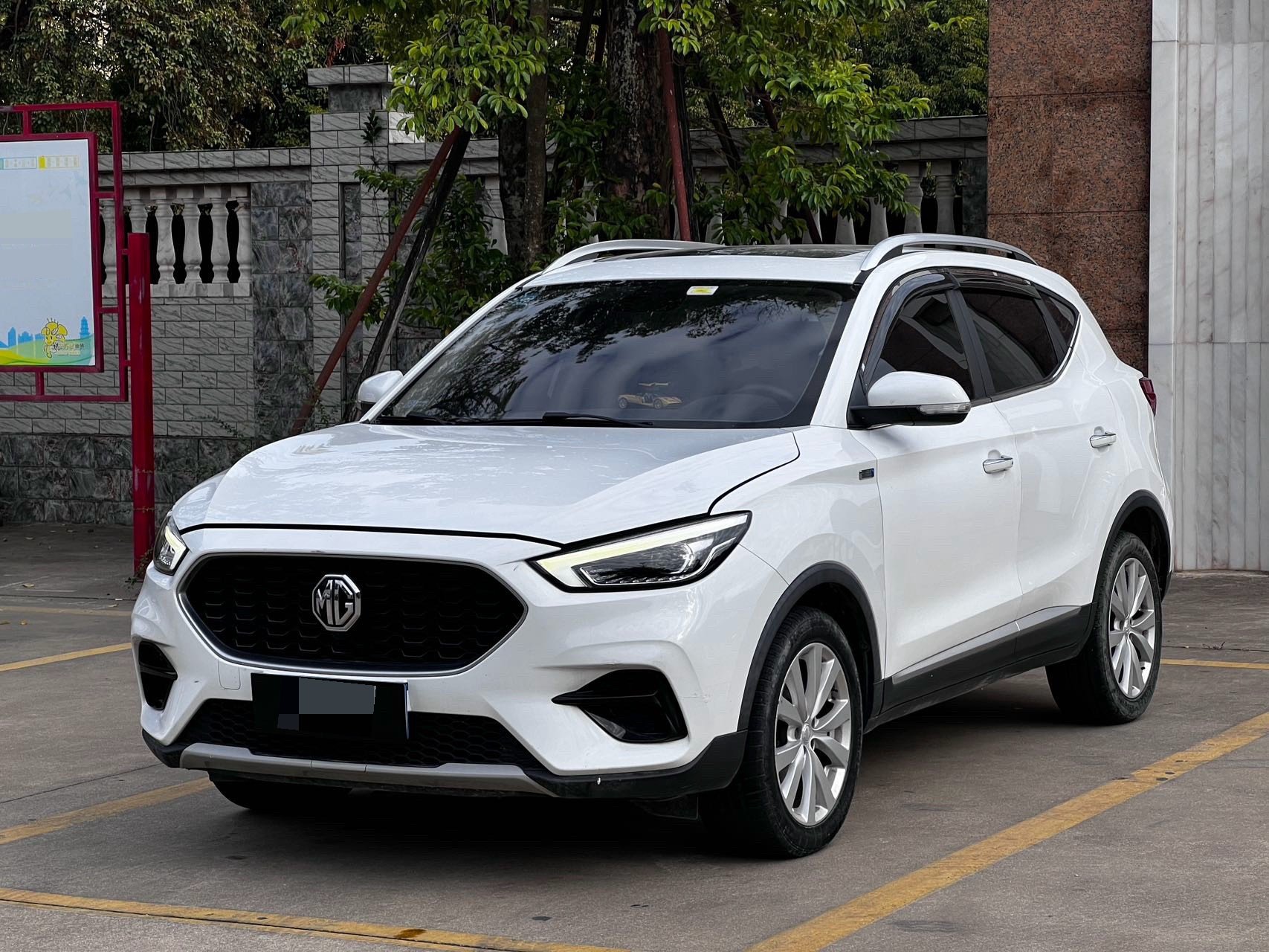 MG ZS 2020 MG ZS 2020 car image