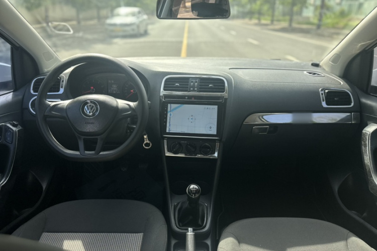 Volkswagen Polo 2017 #21 Volkswagen Polo 2017 car image #21