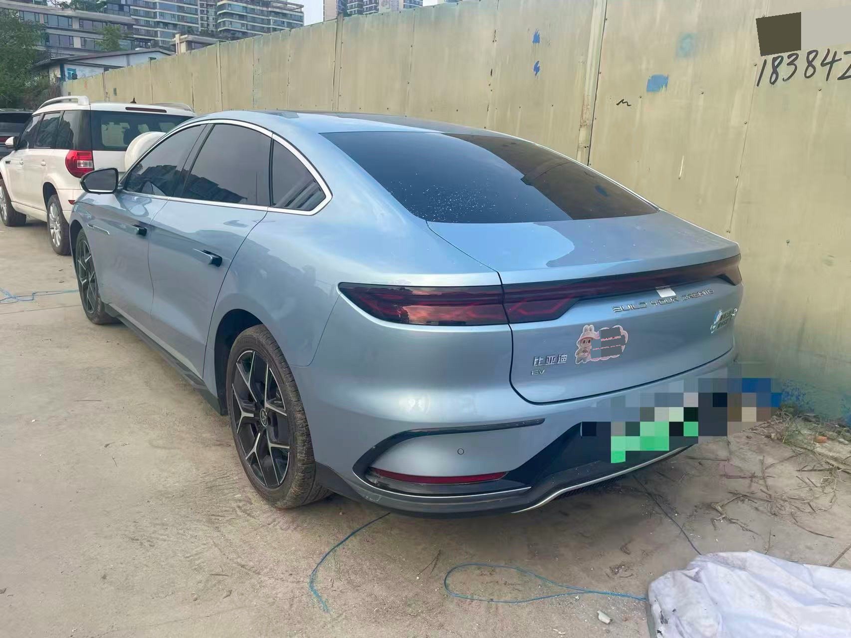 BYD Han 2024 car image #6