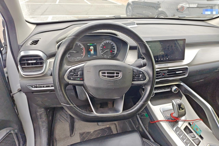 GEELY Coolray 2019 car image #12