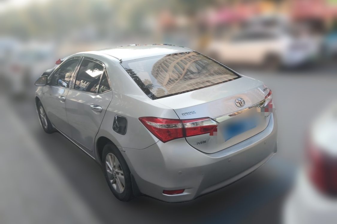 Toyota Corolla 2014 immagine di auto #3