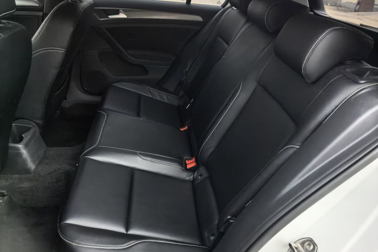 Volkswagen Golf 2018 #13 Volkswagen Golf 2018 car image #13