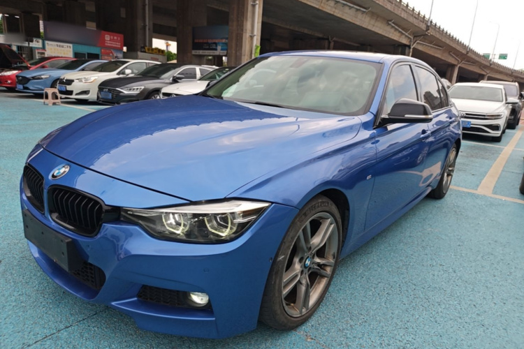BMW 3 Series 2019 car image #2