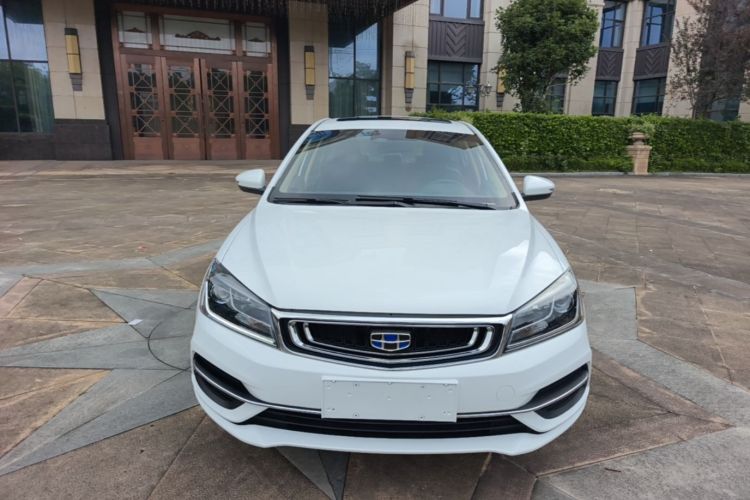 GEELY Emgrand 2019 car image #3
