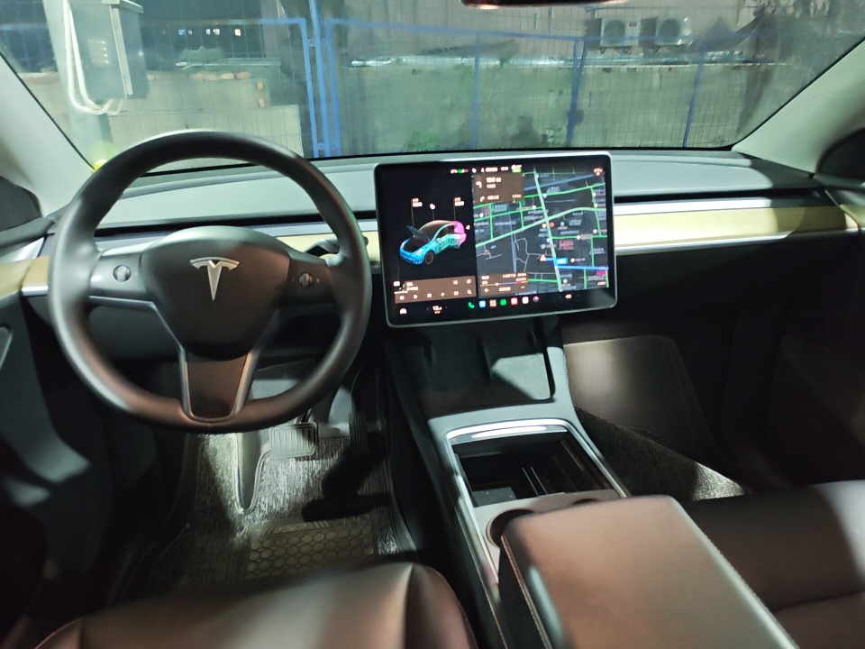 Tesla Model Y 2021 #4 Tesla Model Y 2021 image de voiture #4