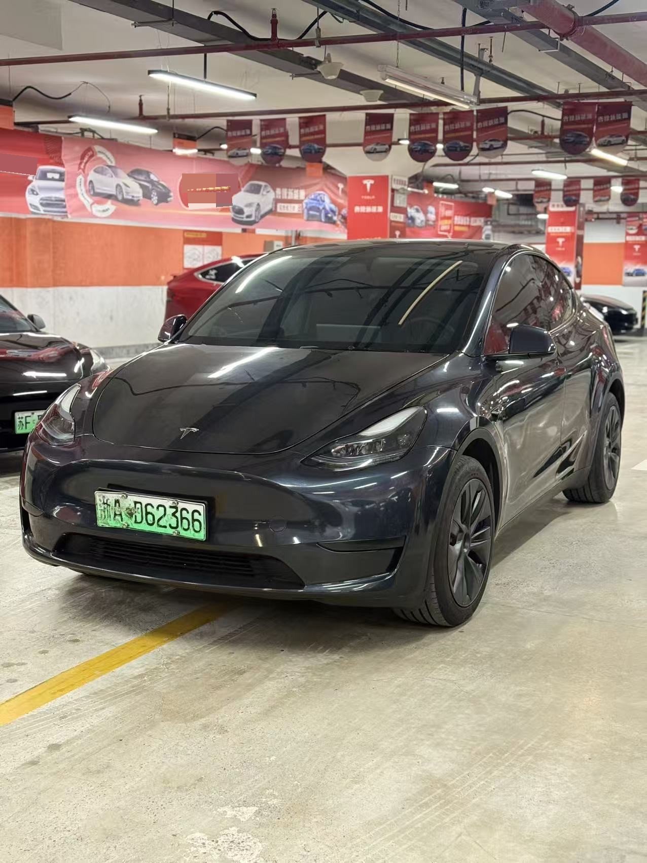 Tesla Model Y 2024 Tesla Model Y 2024 car image