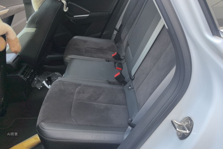 Audi Q3 2019 #19 Audi Q3 2019 car image #19