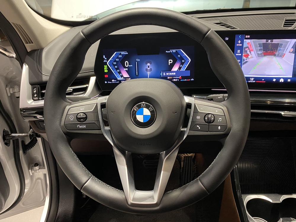 BMW X1 2023 image de voiture #13