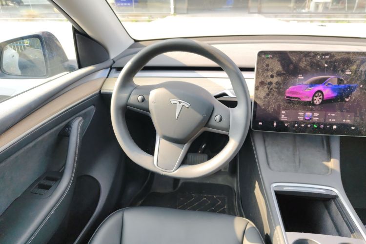 Tesla Model Y 2023 #11 Tesla Model Y 2023 immagine di auto #11