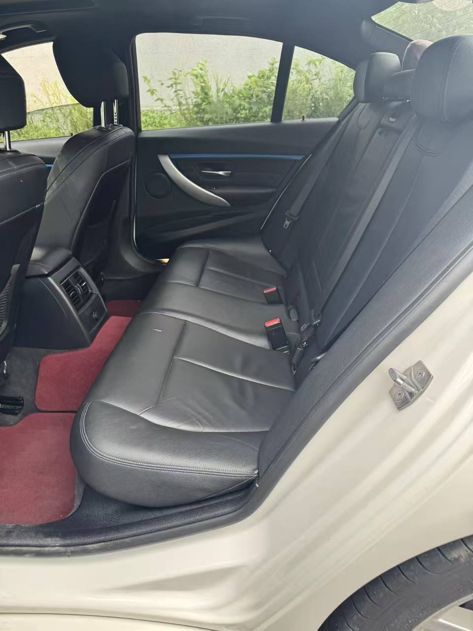 BMW 3 Series 2019 car image #8
