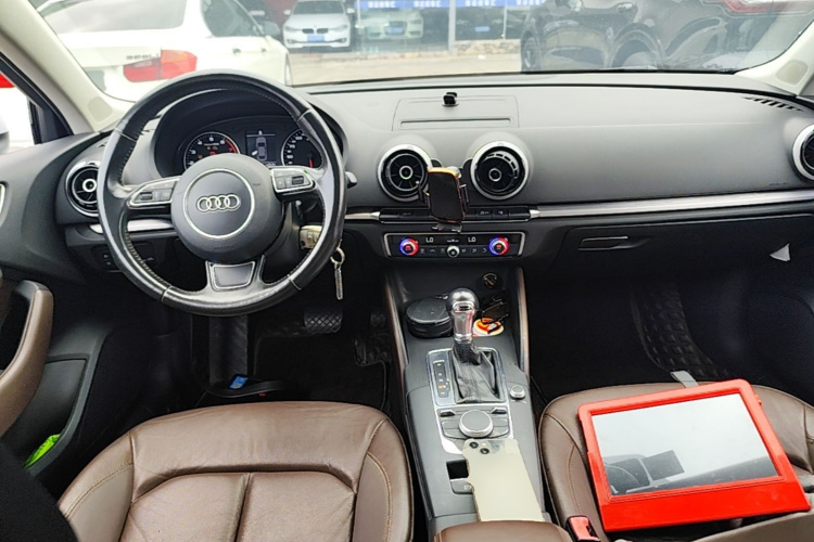 Audi A3 2016 car image #10