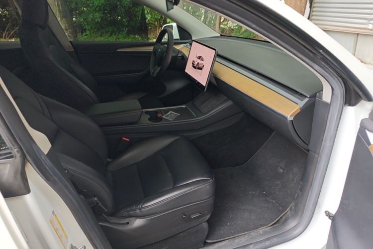 Tesla Model Y 2022 #24 Tesla Model Y 2022 car image #24