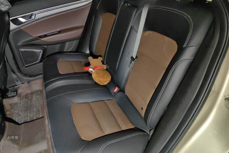 GEELY Emgrand GS 2017 car image #19