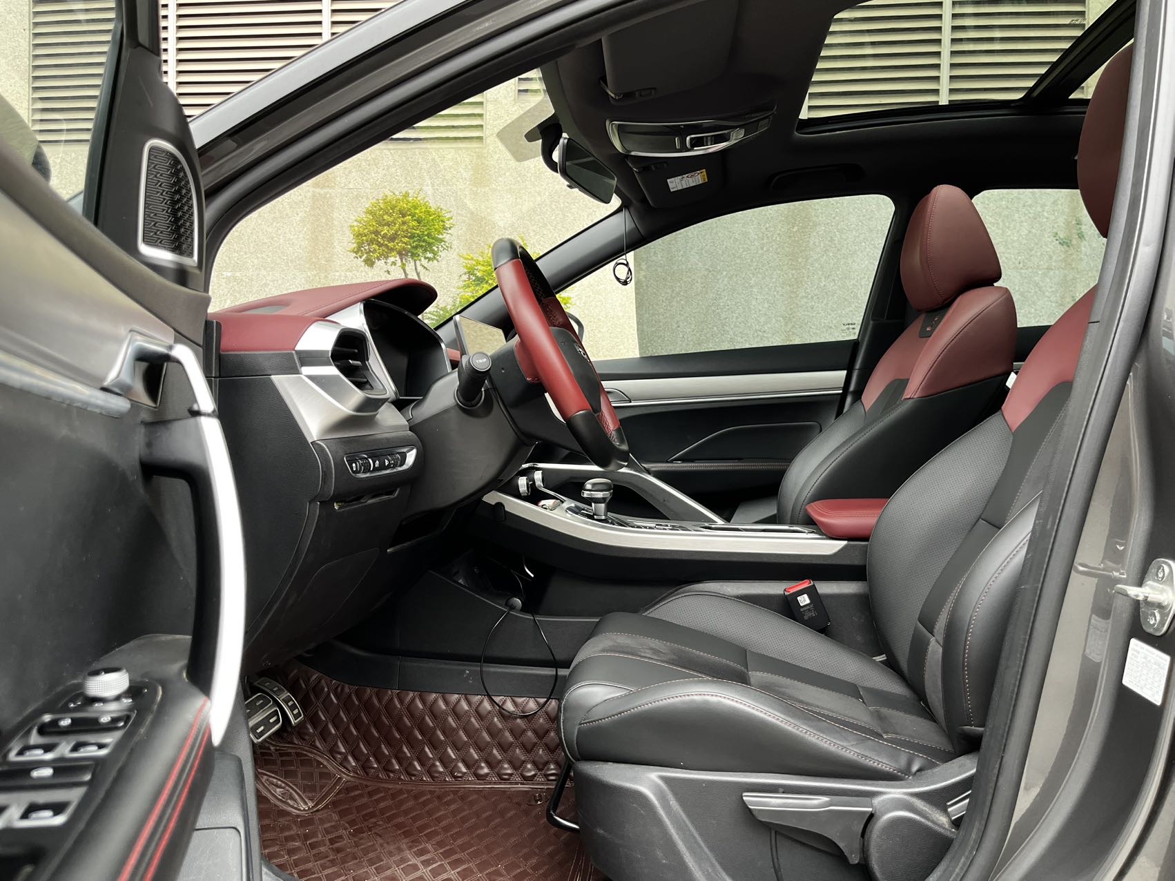 GEELY Coolray 2022 #4 GEELY Coolray 2022 car image #4