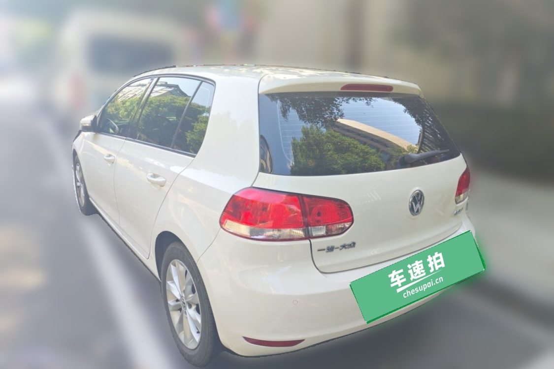 Volkswagen Golf 2014 car image #3