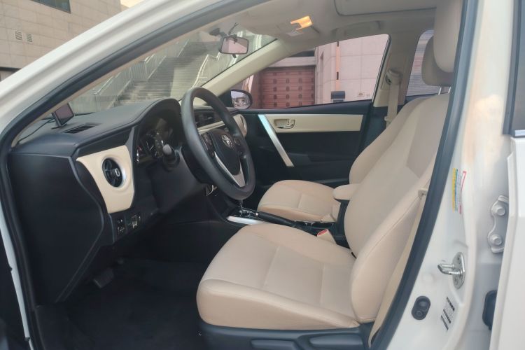 Toyota Corolla 2019 #10 Toyota Corolla 2019 car image #10