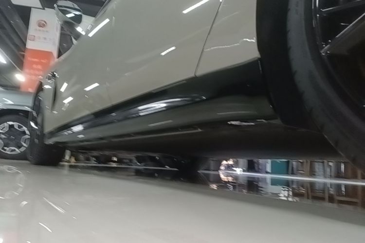 MI SU7 2025 car image #27