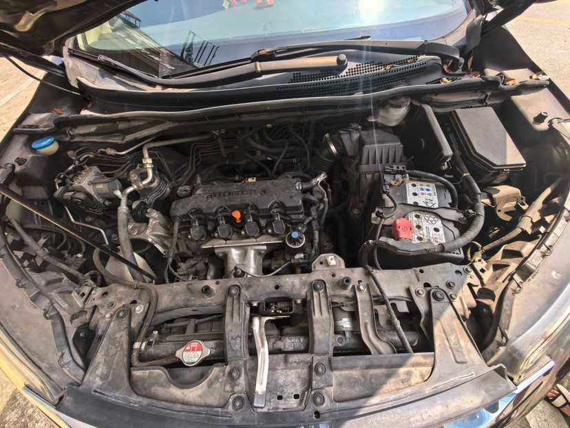 Honda CR-V 2015 car image #2