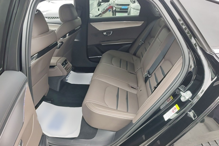 BYD Han 2021 car image #17