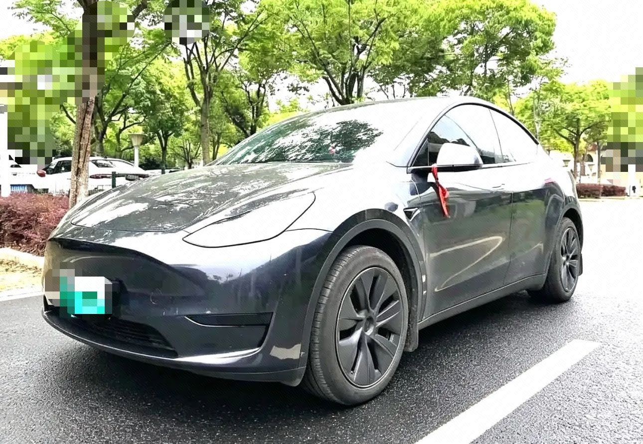 Tesla Model Y 2024 car image 