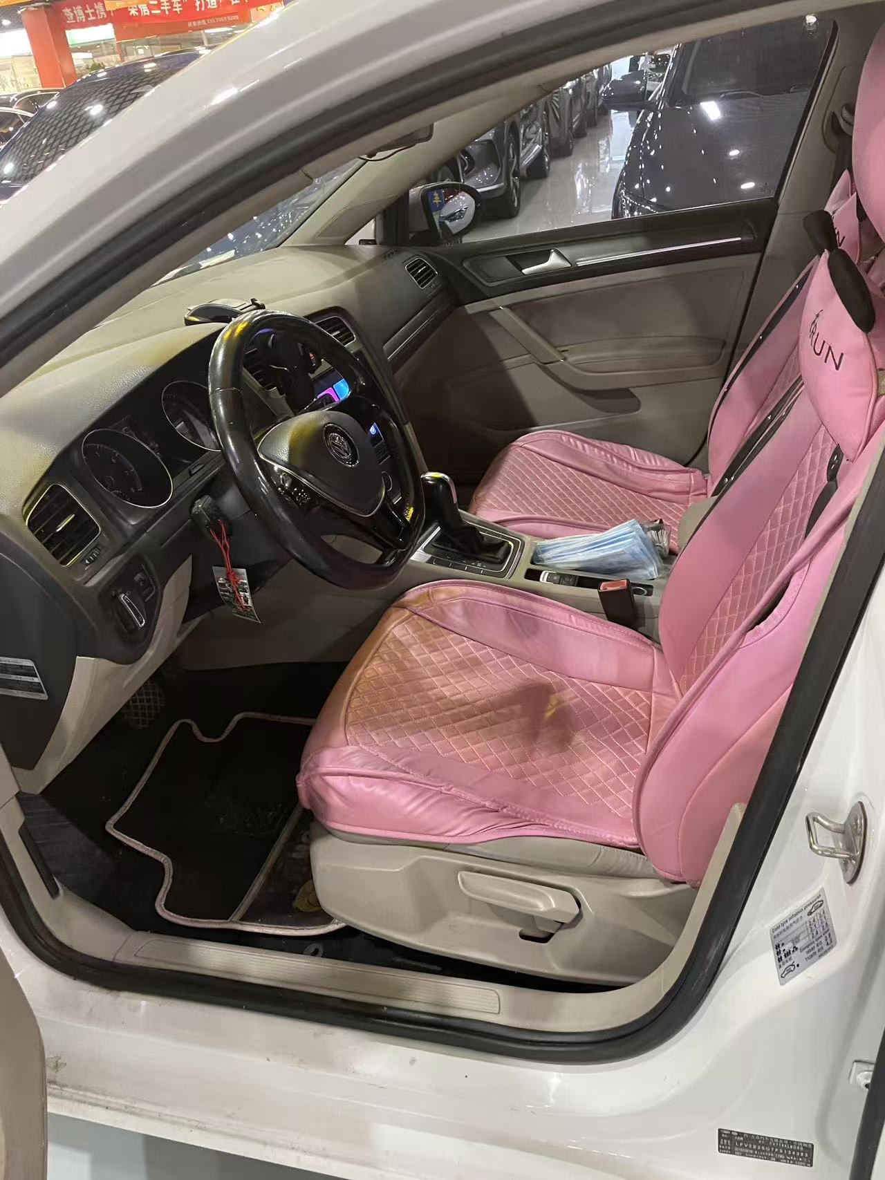 Volkswagen Golf 2016 car image #4